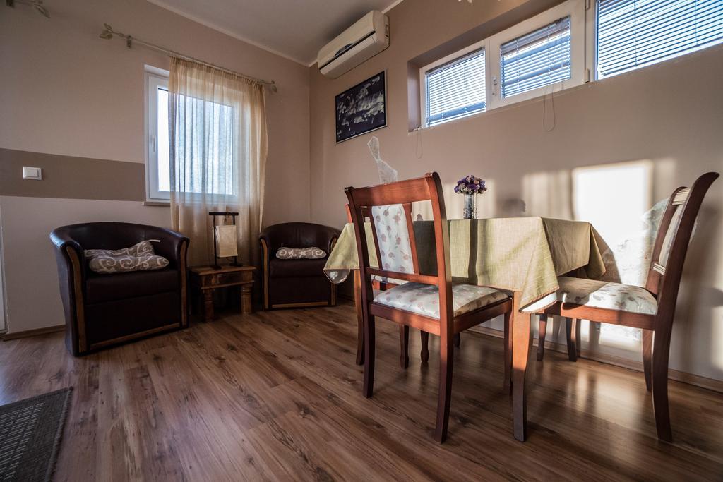 Villa Lugano Rovinj Bagian luar foto