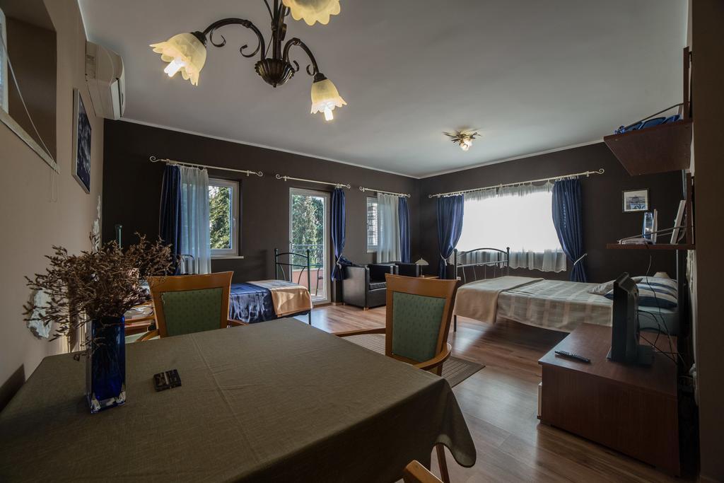 Villa Lugano Rovinj Bagian luar foto