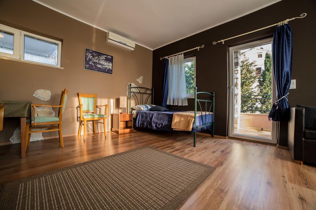 Villa Lugano Rovinj Bagian luar foto